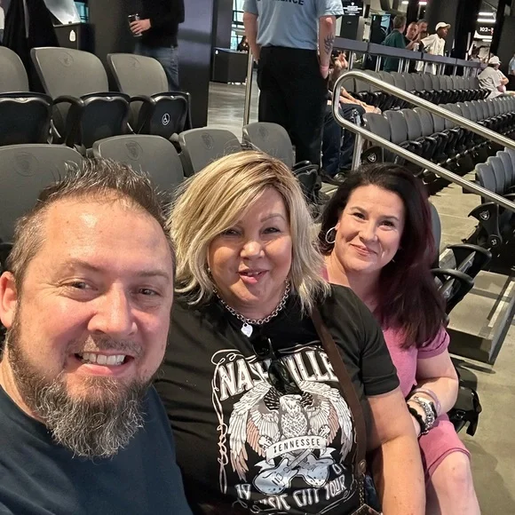 COPY - Meet your Posher, Lori - Picture 14 of 15